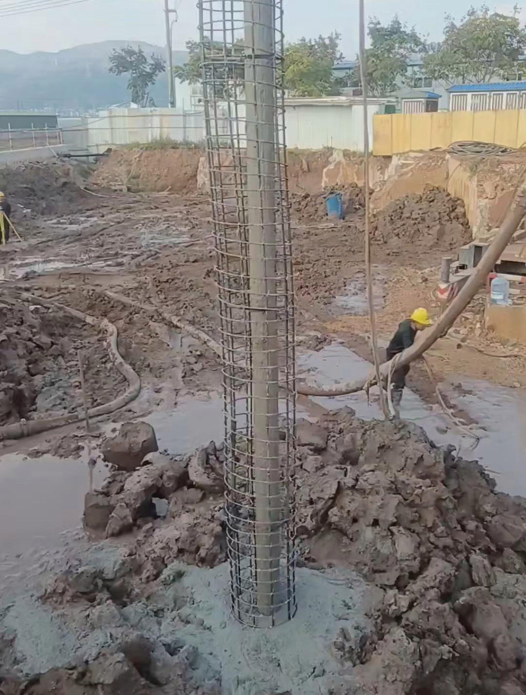 焦作博爱县长螺旋钻孔压灌桩